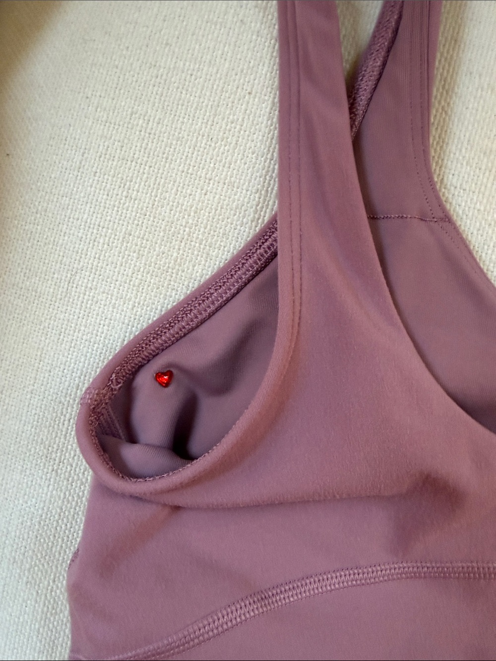 Lorna Jane Women's Mauve V-Neck Crop Bralette - Picture 3 of 4